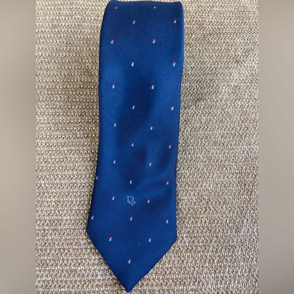 Christian Dior  Tie blue/ light blue and red. Main in usa/Fabric in italy.